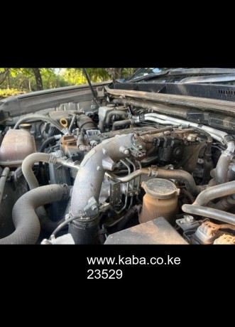 landcruiser-prado-local-big-2