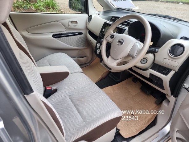 nissan-dayz-2018-kdv-650cc-petrol-silver-colour-reverse-cameracollision-control-emergency-break-big-6