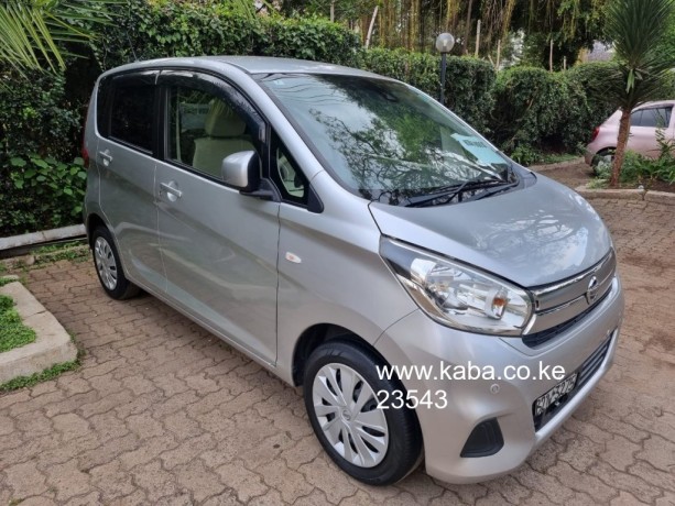 nissan-dayz-2018-kdv-650cc-petrol-silver-colour-reverse-cameracollision-control-emergency-break-big-0