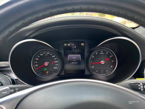 2018-mercedes-glc250-amg-sunroof-big-1