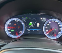 2018-toyota-crown-hybrid-sunroof-small-2