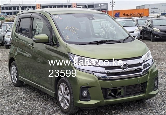 nissan-dayz-highway-star-2018-kdw-650cc-petrol-green-colour-360-camera-collision-control-big-0