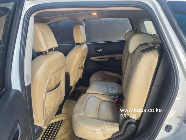 for-sale-nissan-qashqai2-the-perfect-7-seater-family-ride-big-0