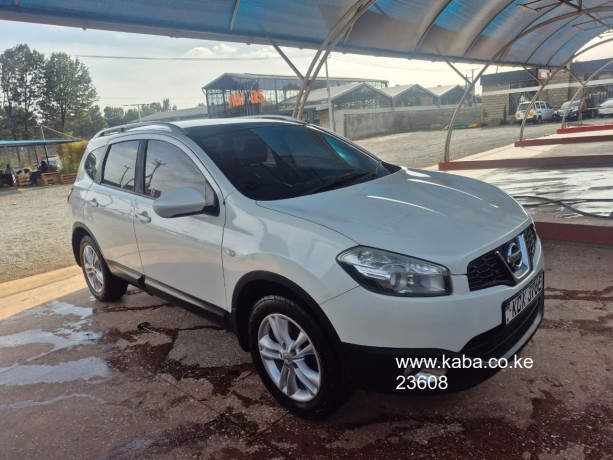 for-sale-nissan-qashqai2-the-perfect-7-seater-family-ride-big-2