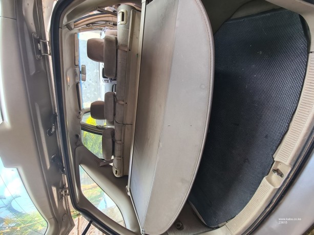 2000-toyota-harrier-big-8