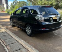 2013-honda-fit-shuttle-non-hybrid-small-6