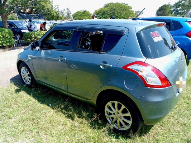 2014-suzuki-swift-big-2