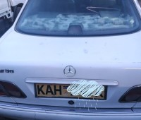 mercedes-e230-small-6