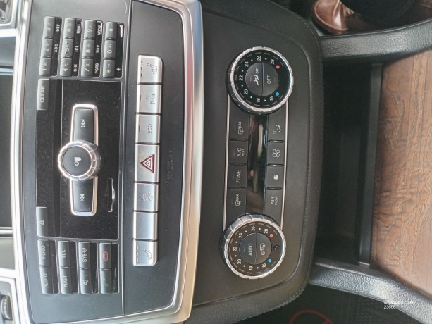 mercedes-benz-gl-350-2015-bluetec-diesel-7-seater-big-15