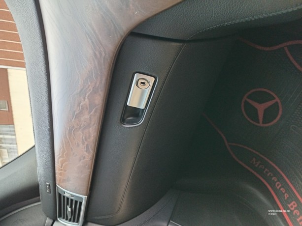 mercedes-benz-gl-350-2015-bluetec-diesel-7-seater-big-14