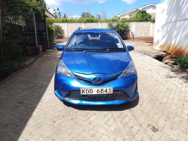toyota-vitz-1300cc-2014-big-2