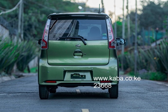 nissan-dayz-highway-star-2018-kdw-650cc-petrolgreen-colour360-cameracollission-control-big-4