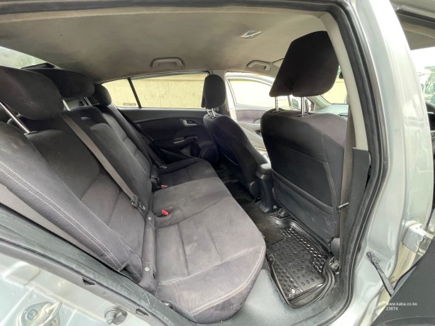 honda-insight-sport-big-3