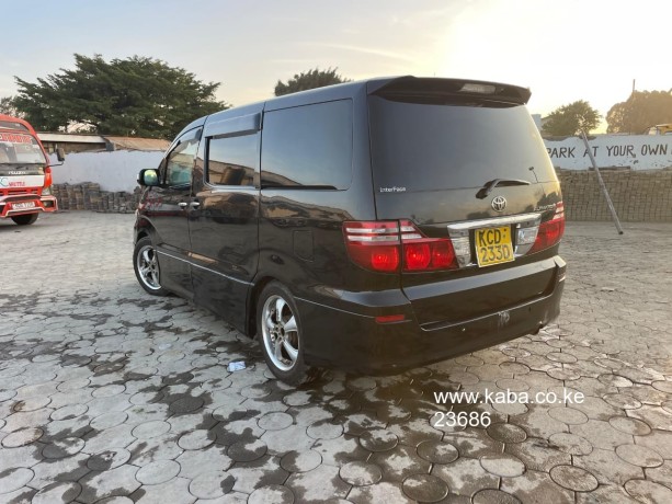 toyota-alphard-big-6