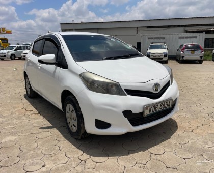 2013 Toyota Vitz