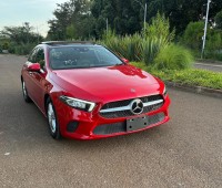 2019-mercedes-a180-sunroof-10k-mileage-small-7
