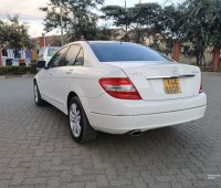 mercedes-benz-c200-small-6