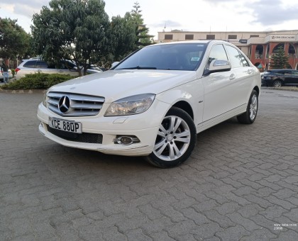 Mercedes Benz C200