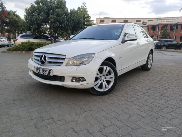 mercedes-benz-c200-big-0