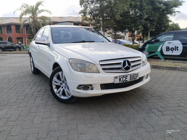 mercedes-benz-c200-big-1