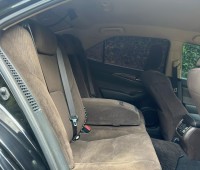 toyota-crown-hybrid-small-4