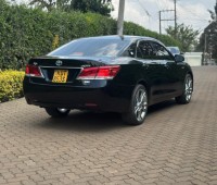 toyota-crown-hybrid-small-8