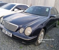 mercedes-benz-w210-small-1