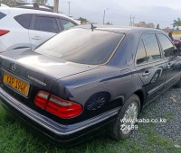mercedes-benz-w210-small-9