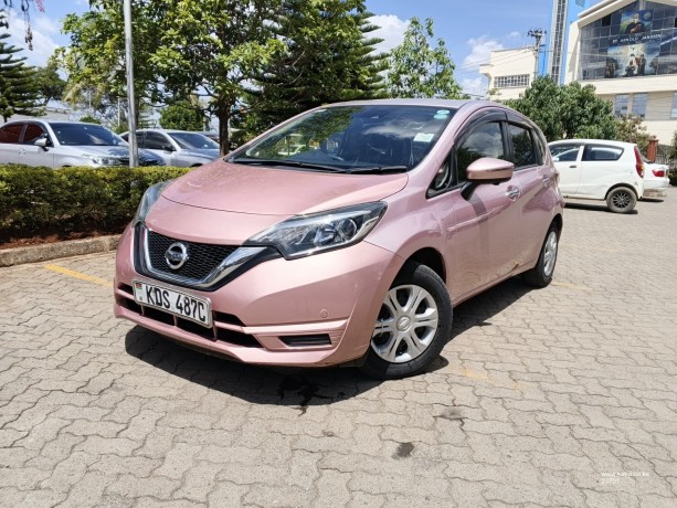 2018-nissan-note-big-1