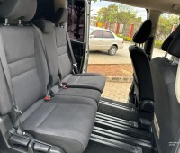 nissan-serena-small-3