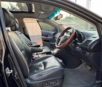 2011-toyota-harrier-small-2