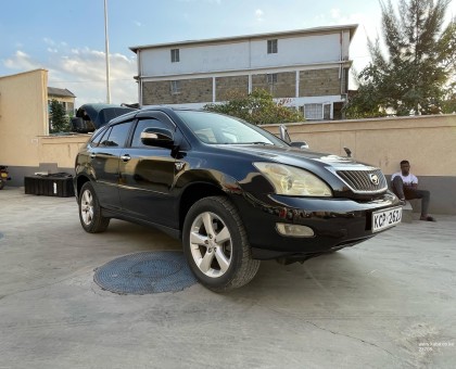 2011 Toyota Harrier