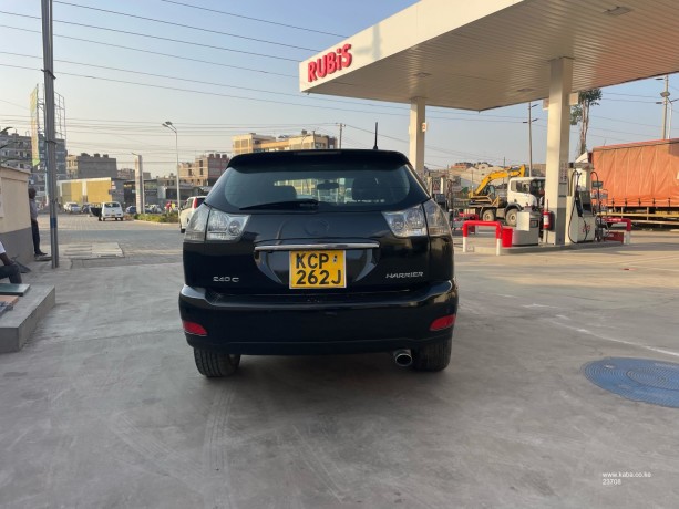 2011-toyota-harrier-big-6