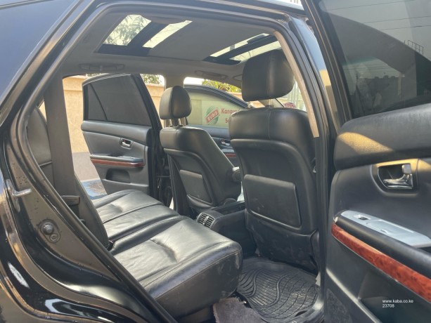 2011-toyota-harrier-big-3