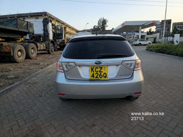 2012-subaru-impreza-big-8