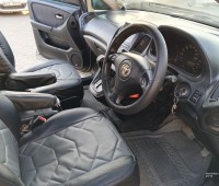 2003-toyota-harrier-small-2