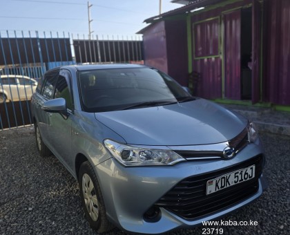 Toyota Fielder [Hybrid]