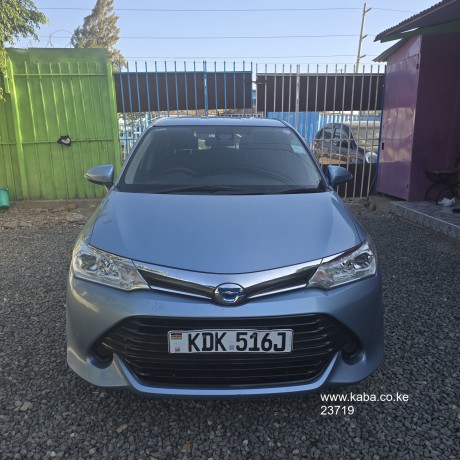 toyota-fielder-hybrid-big-7