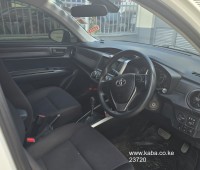 2017-toyota-fielder-small-2