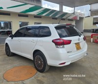 2017-toyota-fielder-small-5