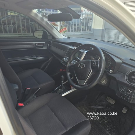 2017-toyota-fielder-big-2