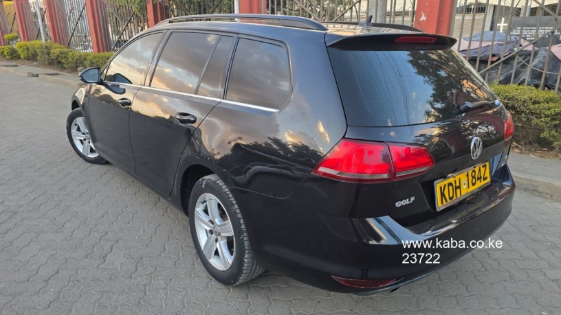 volkswagen-golf-variant-big-6