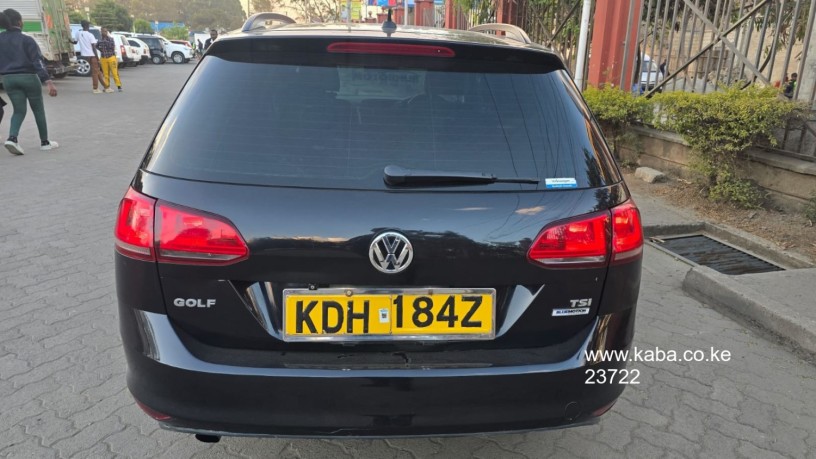 volkswagen-golf-variant-big-7