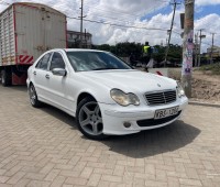 mercedes-benz-c180-small-0