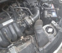 honda-fit-2015-non-hybrid-small-1