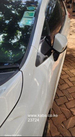 honda-fit-2015-non-hybrid-big-3