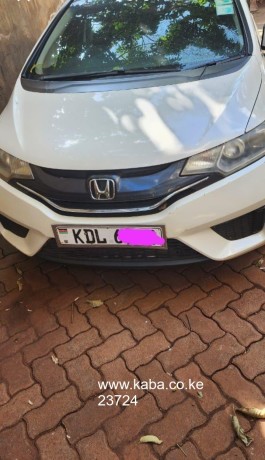 honda-fit-2015-non-hybrid-big-2