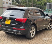 audi-q5-2012-small-0