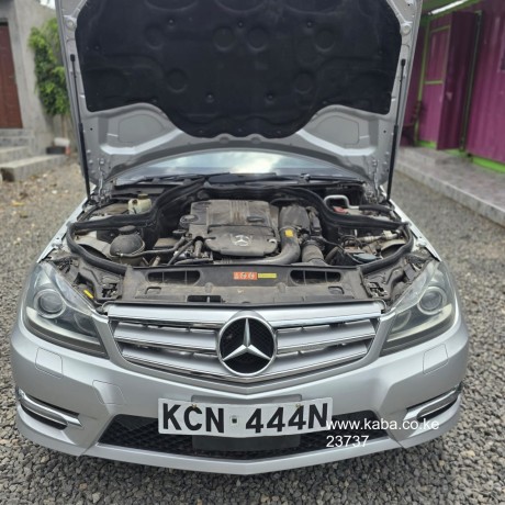 mercedes-benz-c200-big-5