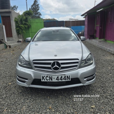 mercedes-benz-c200-big-4